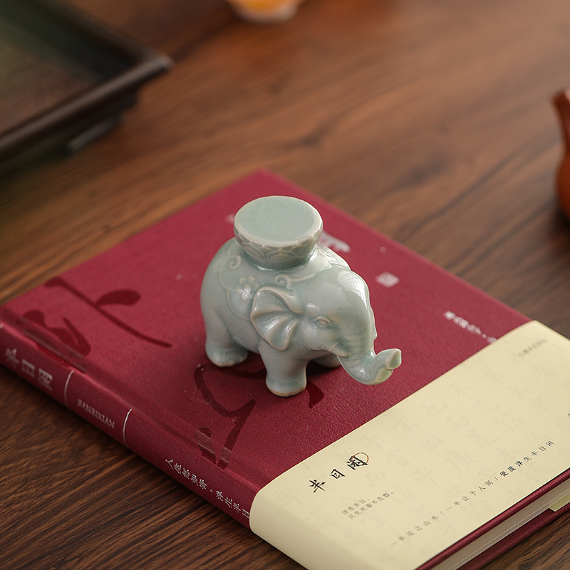 Creative  Elephant Lid Holder  – Unique Table Accessories Bewertung und Preis